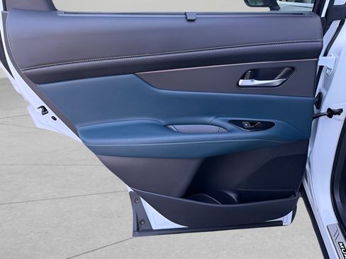 Certified 2025 Nissan Murano Platinum AWD/4WD image 31