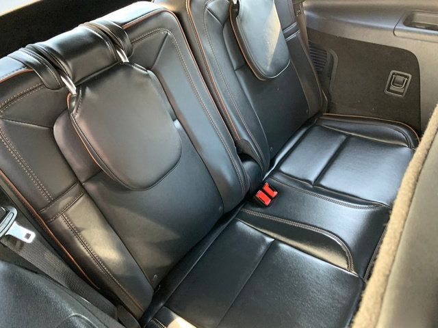 Certified 2025 Lincoln Aviator Black Label AWD/4WD image 16