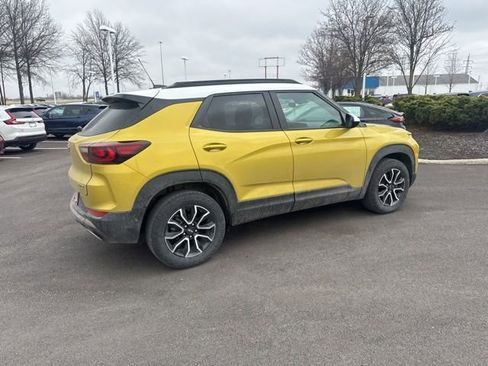 Used 2024 Chevrolet TrailBlazer ACTIV w/ Driver Confidence Package image 11