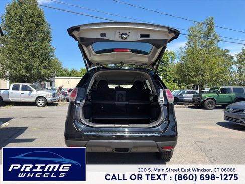 Used 2014 Nissan Rogue SV w/ SV Family Package AWD/4WD image 13