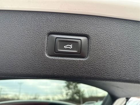 Used 2017 Audi Q7 2.0T Premium image 29