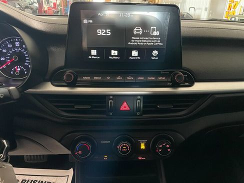 Used 2020 Kia Forte LXS image 13