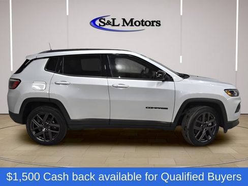 New 2026 Jeep Compass Latitude AWD/4WD image 10