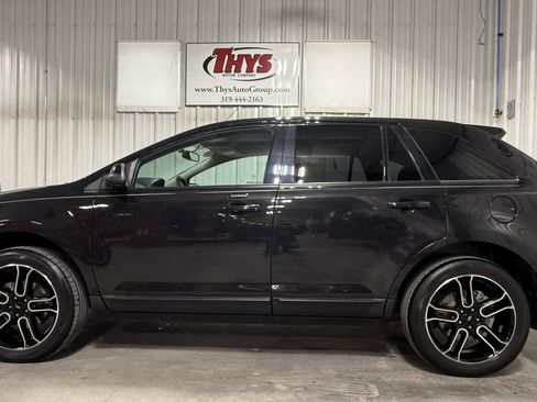 Used 2013 Ford Edge SEL image 16