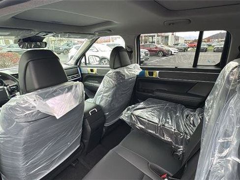 New 2026 Hyundai Santa Fe Limited image 9