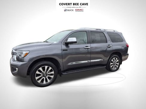 Used 2020 Toyota Sequoia Limited w/ Safety & Convenience Package image 4