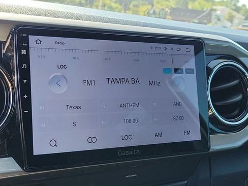 Used 2019 Toyota Tacoma TRD Sport AWD/4WD image 24