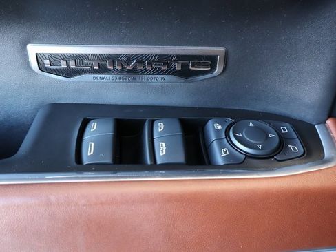 Certified 2024 GMC Sierra 1500 Denali Ultimate image 13