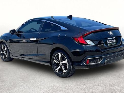 Used 2017 Honda Civic Touring image 14