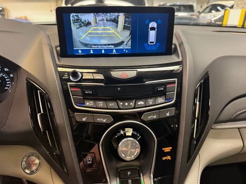 Certified 2023 Acura RDX w/ Technology Package image 13