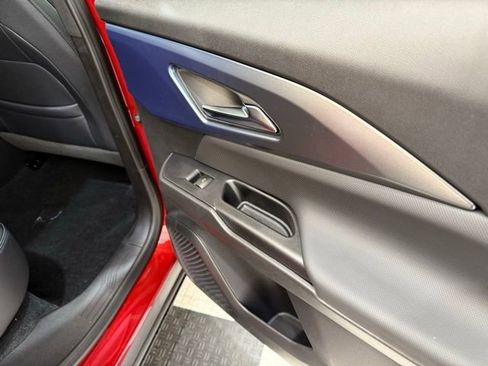 New 2026 Chevrolet Equinox EV LT image 23