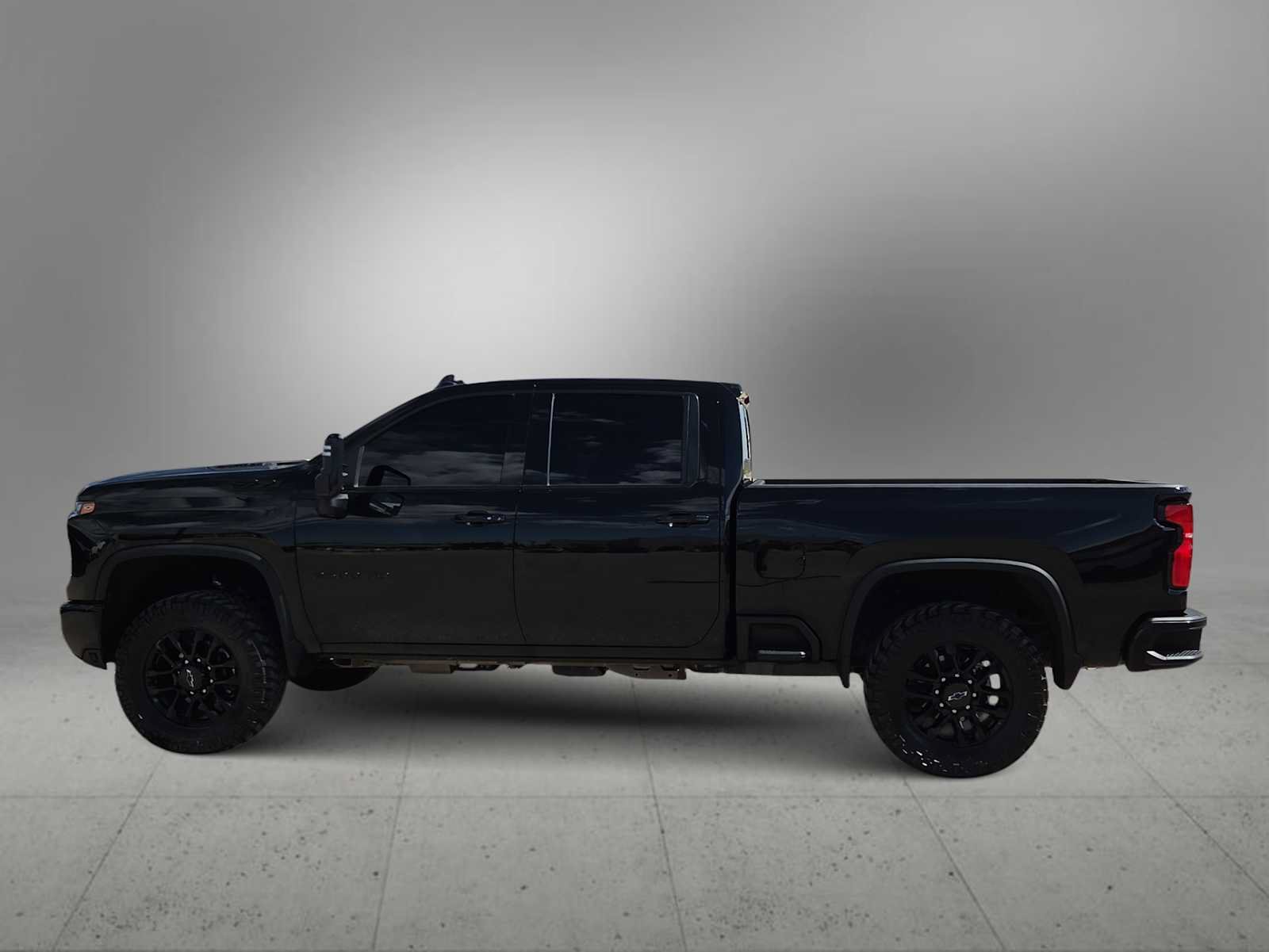 Used 2025 Chevrolet Silverado 2500 LTZ w/ Trail Boss Package AWD/4WD image 5
