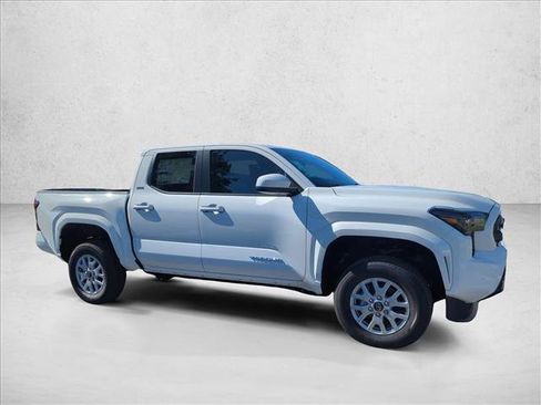 Certified 2026 Toyota Tacoma SR5 RWD image 4