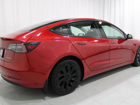 Used 2022 Tesla Model 3 Long Range AWD/4WD image 6