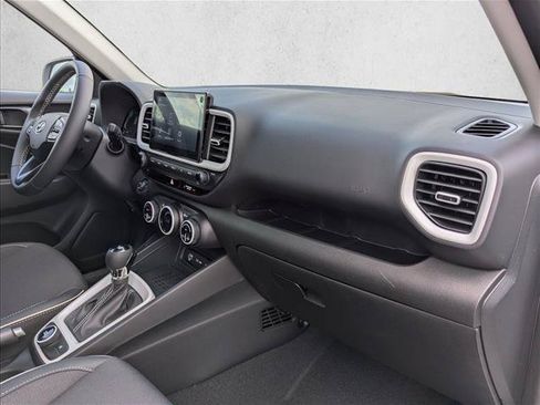 Certified 2026 Hyundai Venue SEL FWD image 25
