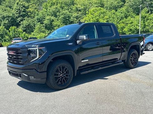 New 2026 GMC Sierra 1500 Elevation w/ Elevation Premium Package AWD/4WD image 2