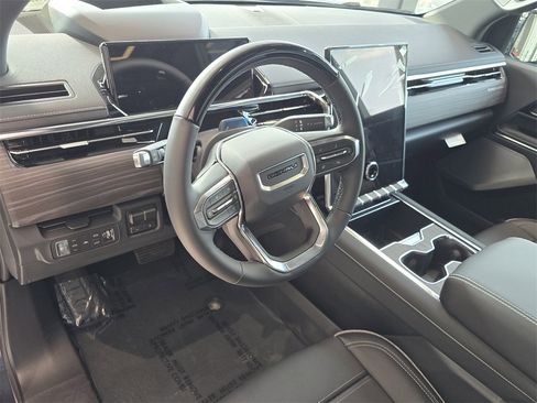 New 2025 GMC Sierra EV Denali image 14