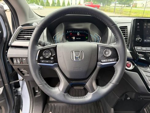 Certified 2024 Honda Odyssey Touring image 15