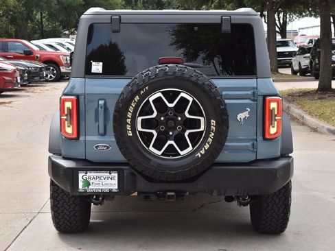 Certified 2022 Ford Bronco Outer Banks AWD/4WD image 9