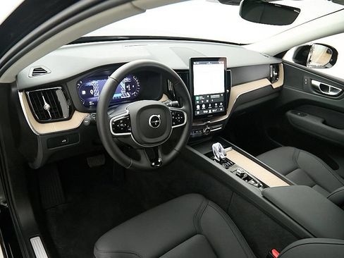New 2026 Volvo XC60 B5 Plus w/ Protection Package Premier AWD/4WD image 12