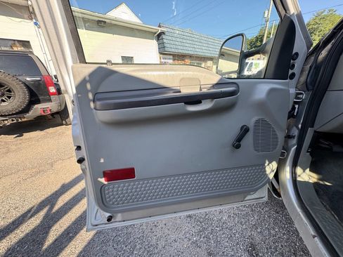 Used 2007 Ford F350 4X2 2dr Regular Cab 140.8 164. image 49