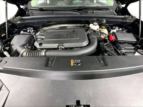 Used 2023 Buick Envision Avenir AWD/4WD image 9