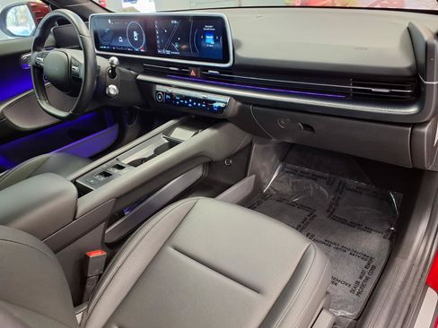 Used 2025 Hyundai Ioniq 6 SEL RWD image 9