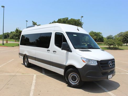 Used 2026 Mercedes-Benz Sprinter 2500 image 6