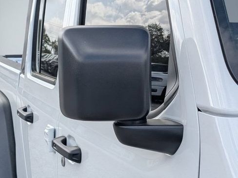 New 2026 Jeep Gladiator Rubicon w/ Safety Group AWD/4WD image 11