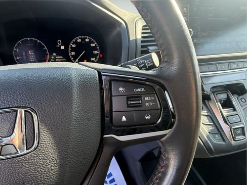 Used 2025 Honda Odyssey Sport-L image 29