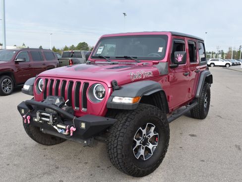 Used 2022 Jeep Wrangler Unlimited Rubicon w/ Cold Weather Group image 5