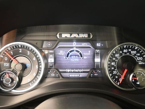 Used 2022 RAM 1500 Laramie image 13
