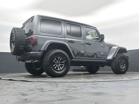 Used 2026 Jeep Wrangler Unlimited Rubicon AWD/4WD image 41
