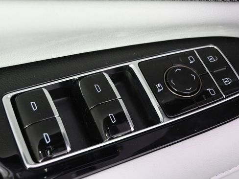 New 2025 Cadillac Optiq Sport 1 AWD/4WD image 22
