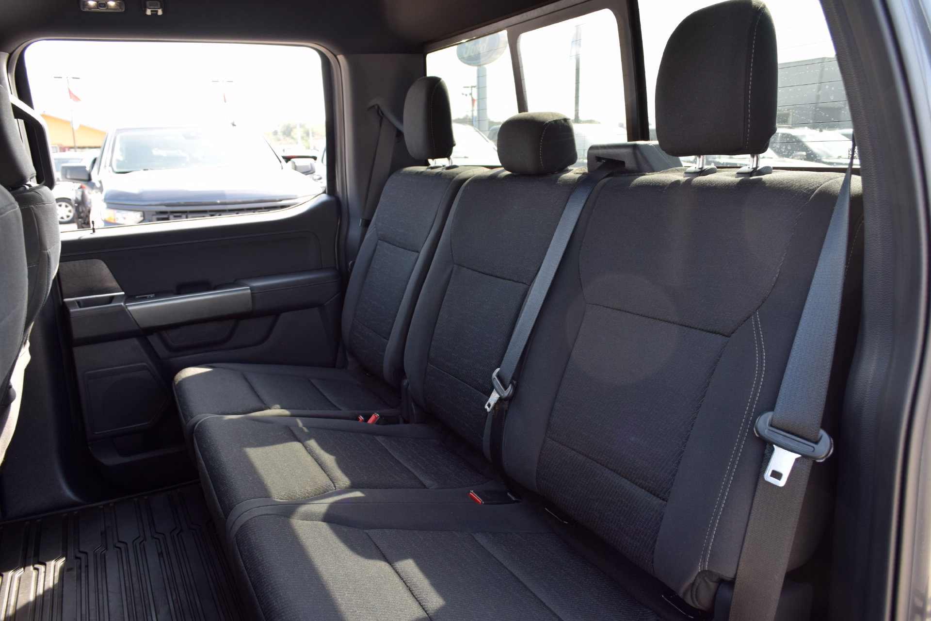 Used 2022 Ford F150 XLT w/ Equipment Group 302A High AWD/4WD image 18