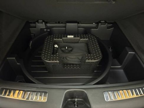 Used 2020 Cadillac XT4 Premium Luxury w/ Cold Weather Package FWD image 13
