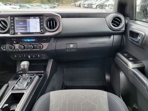 Used 2023 Toyota Tacoma TRD Off-Road w/ Advanced Technology Package AWD/4WD image 25