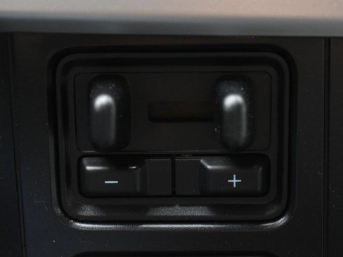 Used 2024 Ford F350 XLT AWD/4WD image 28