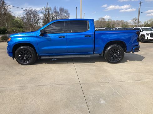 Used 2022 Chevrolet Silverado 1500 Custom image 9