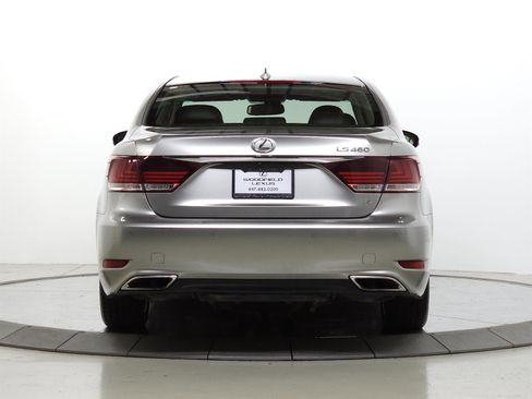 Used 2017 Lexus LS 460 AWD image 6