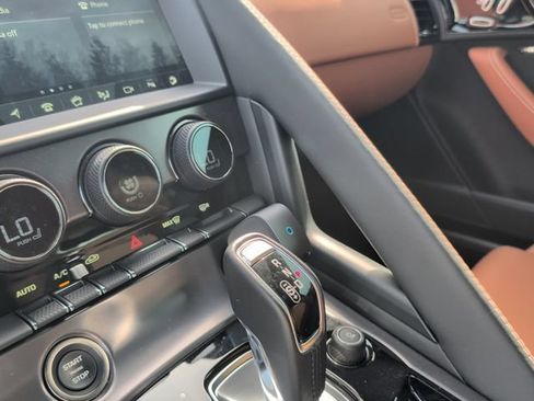 Used 2024 Jaguar F-TYPE R AWD/4WD image 18