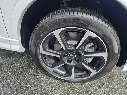 New 2025 Audi Q3 2.0T Premium Plus image 9