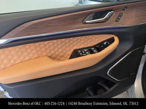 Used 2023 Jeep Grand Cherokee Summit w/ Adv Protech Group IV AWD/4WD image 12