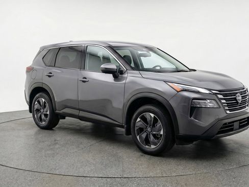 Used 2025 Nissan Rogue SV image 1