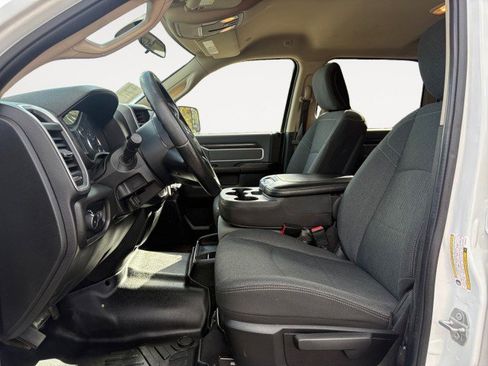 Used 2020 RAM 2500 Big Horn AWD/4WD image 2