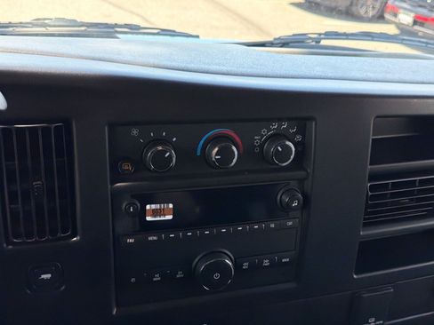 New 2026 GMC Savana 3500 Extended w/ Driver Convenience Package RWD image 20