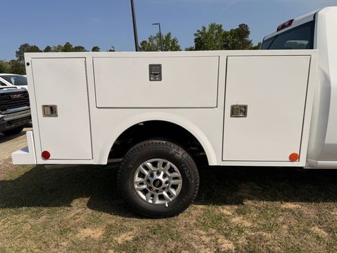 New 2026 Chevrolet Silverado 2500 W/T image 7