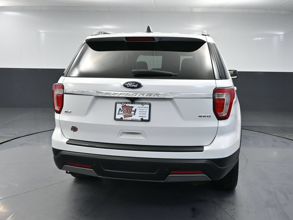 Used 2019 Ford Explorer XLT AWD/4WD image 5