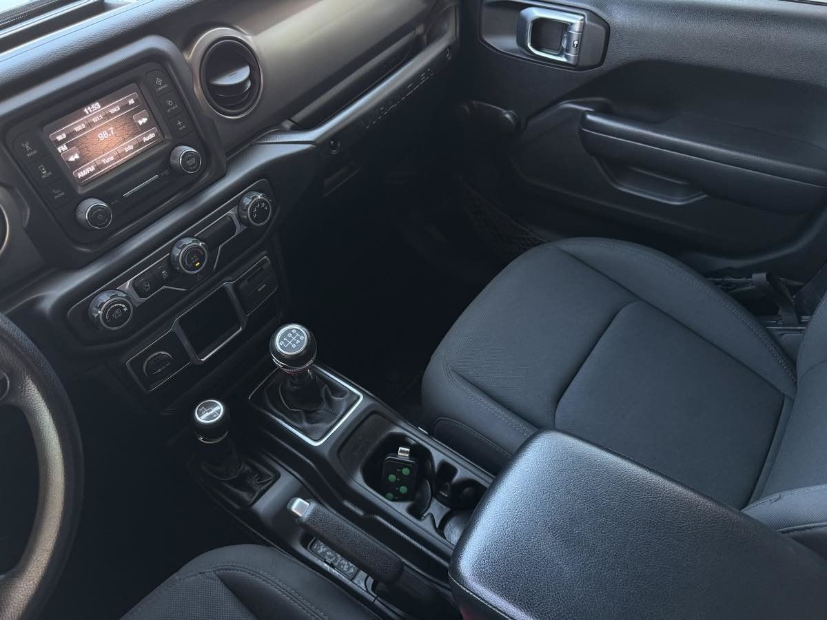 Used 2021 Jeep Wrangler Unlimited Sport AWD/4WD image 16