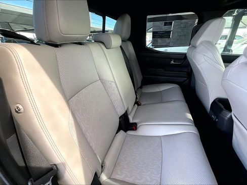 Used 2025 Toyota Tacoma Limited image 19